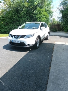 2014 - Nissan Qashqai Manual