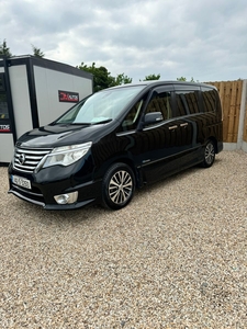 2014 - Nissan Serena ---