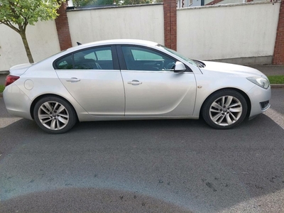 2014 - Opel Insignia Manual