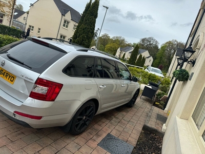 2014 - Skoda Octavia Manual