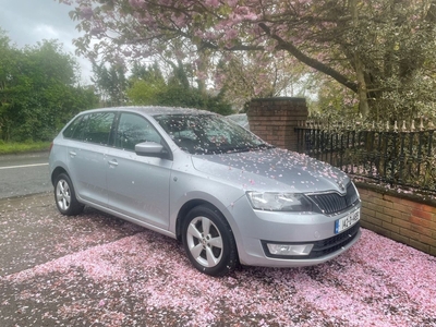 2014 - Skoda Rapid Manual