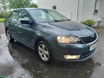 2014 - Skoda Rapid Manual