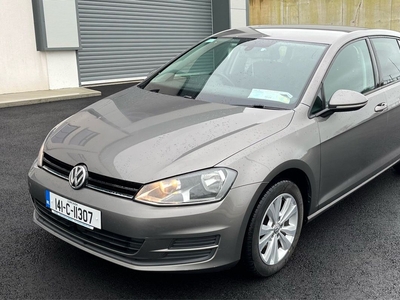 2014 - Volkswagen Golf Manual