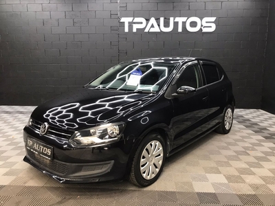 2014 - Volkswagen Polo Automatic