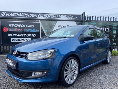 2014 - Volkswagen Polo Automatic