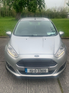 2015 - Ford Fiesta Automatic