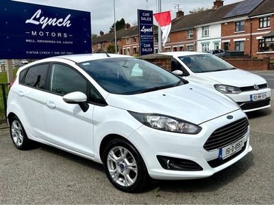 2015 - Ford Fiesta Manual