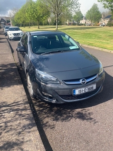 2015 - Opel Astra Manual