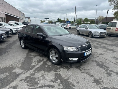 2015 - Skoda Octavia Manual