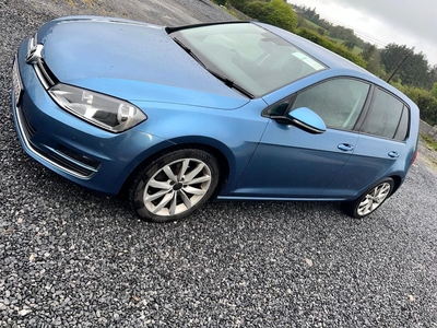 2015 - Volkswagen Golf Manual