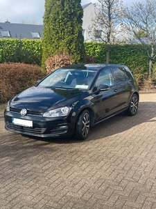 2015 - Volkswagen Golf Manual