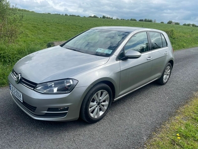 2015 - Volkswagen Golf Manual