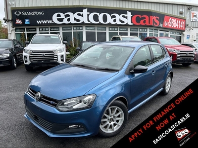 2015 - Volkswagen Polo Automatic