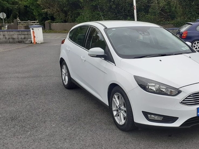 2016 - Ford Focus Manual