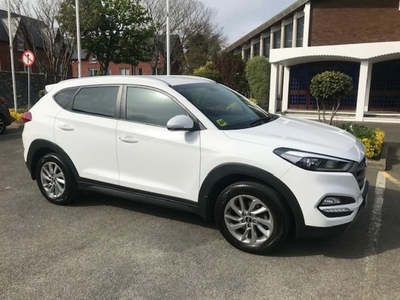 2016 - Hyundai Tucson Manual