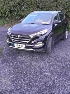 2016 - Hyundai Tucson Manual