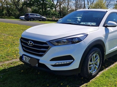 2016 - Hyundai Tucson Manual