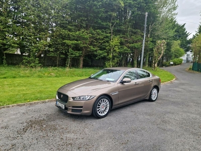 2016 - Jaguar XE Manual