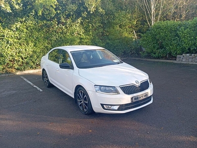 2016 - Skoda Octavia Manual