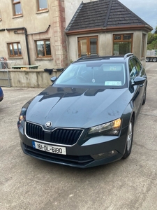 2016 - Skoda Superb Manual