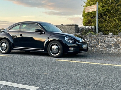 2016 - Volkswagen Beetle Automatic