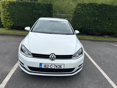 2016 - Volkswagen Golf Manual