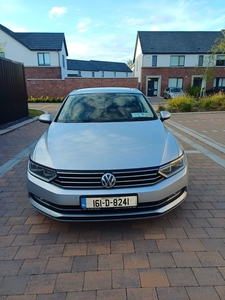 2016 - Volkswagen Passat Manual