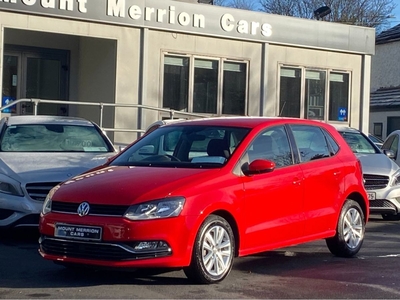 2016 - Volkswagen Polo Automatic