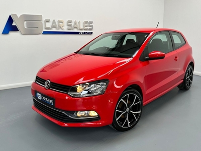 2016 - Volkswagen Polo Manual