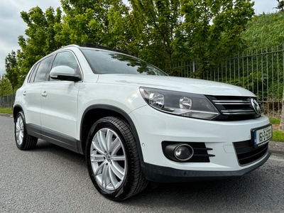 2016 - Volkswagen Tiguan Manual