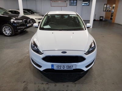 2017 - Ford Focus Manual