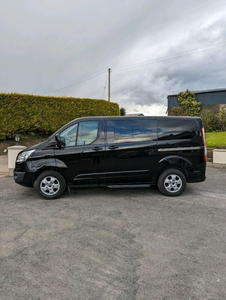 2017 - Ford Tourneo Manual