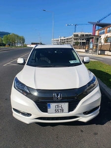 2017 - Honda Vezel Automatic