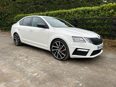 2017 - Skoda Octavia Manual