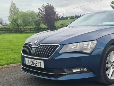 2017 - Skoda Superb Manual