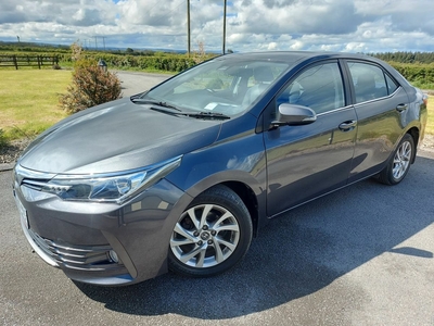 2017 - Toyota Corolla Manual