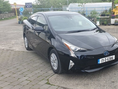 2017 - Toyota Prius Automatic