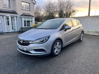 2017 - Vauxhall Astra ---