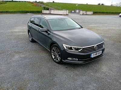 2017 - Volkswagen Passat Automatic