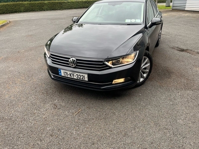 2017 - Volkswagen Passat Manual