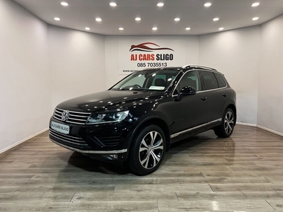 2017 - Volkswagen Touareg Automatic