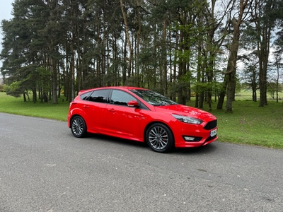 2018 - Ford Focus Manual