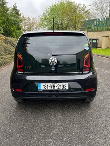 2018 - Volkswagen up! Automatic