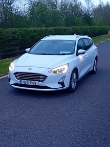 2019 - Ford Focus Manual