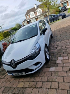 2019 - Renault Clio Manual