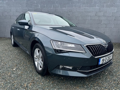 2019 - Skoda Superb Manual