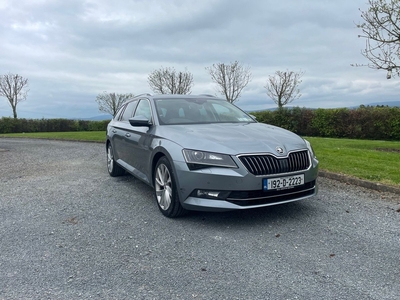 2019 - Skoda Superb Manual