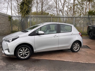 2019 - Toyota Yaris Manual