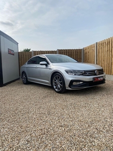 2019 - Volkswagen Passat Automatic