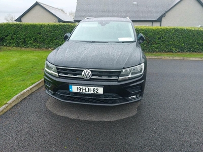 2019 - Volkswagen Tiguan Manual